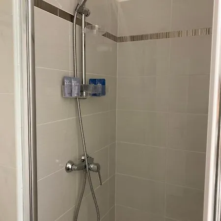 Jacuzzi Privatif Tugy * Goussainville (Val-d'Oise)