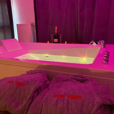Appartement Jacuzzi Privatif Tugy *